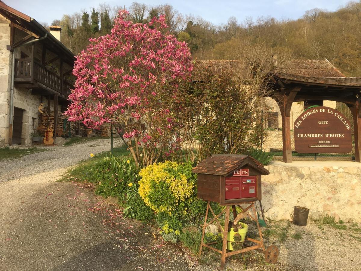 Chambres D'Hotes Des Lodges De La Cascade Yenne 外观 照片