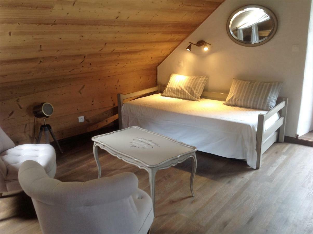 Chambres D'Hotes Des Lodges De La Cascade Yenne 外观 照片