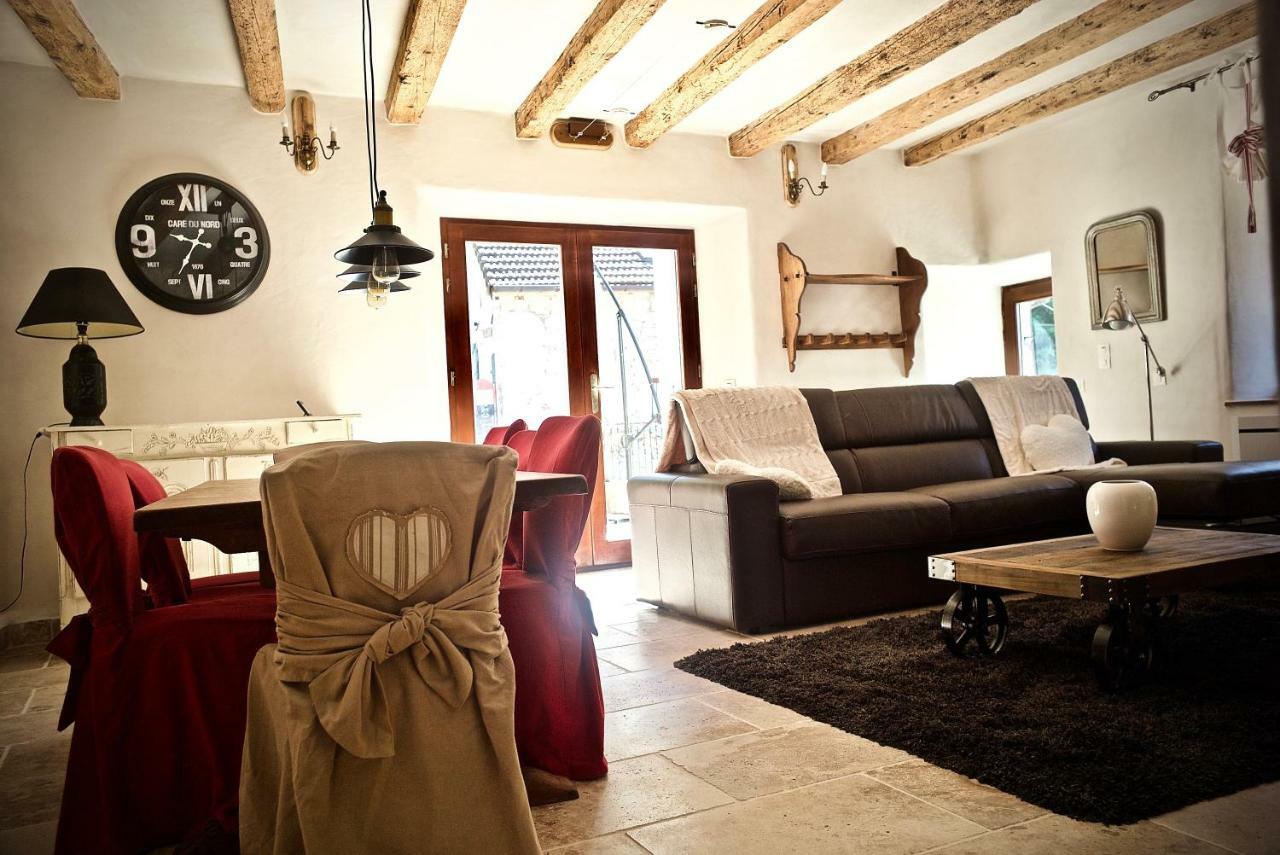 Chambres D'Hotes Des Lodges De La Cascade Yenne 外观 照片