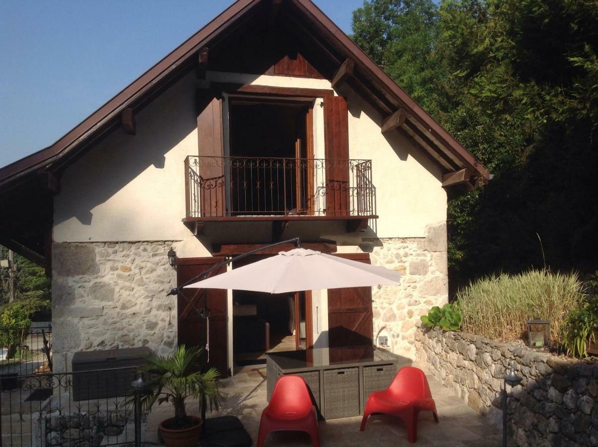 Chambres D'Hotes Des Lodges De La Cascade Yenne 外观 照片